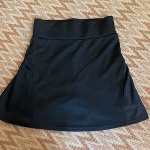Workout skirt - built in shorts w/pockets NWOT